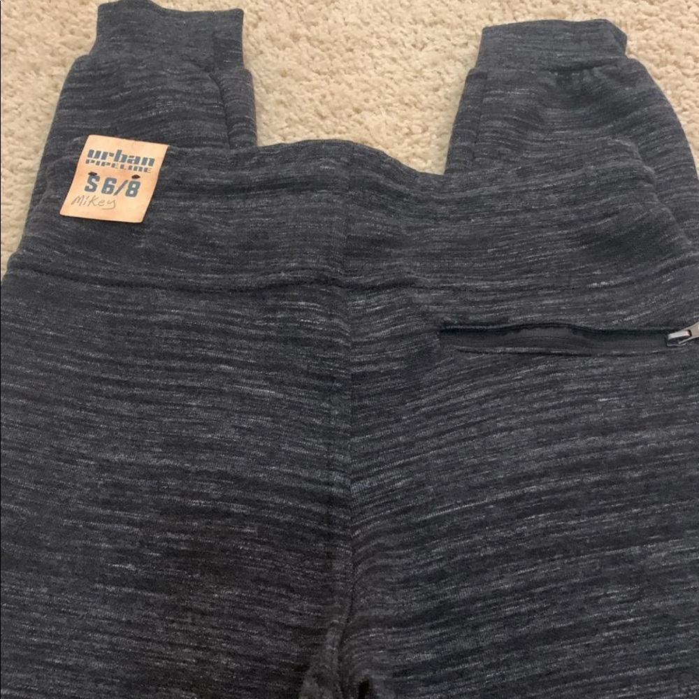 Boy urban pipeline sweat Pants NWT